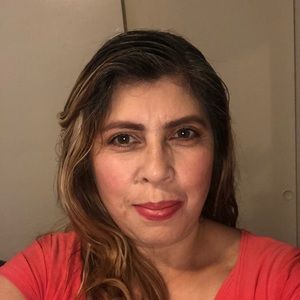 Meet your Posher, Cecilia